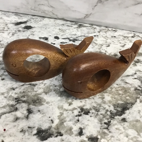 Set Of 6 Hand Craved Animal Napkin Rings - Picture 9 of 12